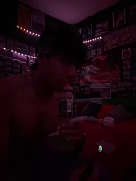 Snapshot of Blade_Ryder666 chatting on 03-07-26, 07:48 Blade Ryder666 online show from 03-07-26, 07:48