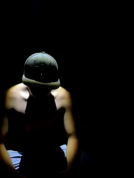 Snapshot of Blade_Ryder666 chatting on 11-19-25, 05:07 Blade Ryder666 online show from 11-19-25, 05:07