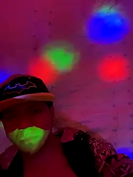 Snapshot of Blade_Ryder666 chatting on 10-04-25, 04:25 Blade Ryder666 online show from 10-04-25, 04:25