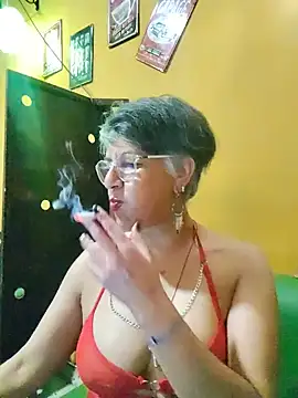 Snapshot of ilonna2025 chatting on 05-19-26, 11:45 ilonna2025 online show from 05-19-26, 11:45