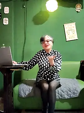 ilonna2025 online show from 09-21-25, 07:24