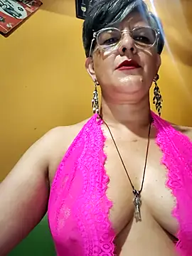 Snapshot of ilonna2025 chatting on 07-14-26, 11:22 ilonna2025 online show from 07-14-26, 11:22
