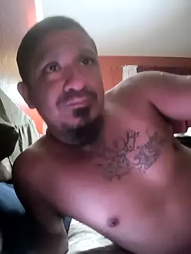 Snapshot of Burrrucecold00 chatting on 11-05-25, 04:15 Burrrucecold00 online show from 11-05-25, 04:15