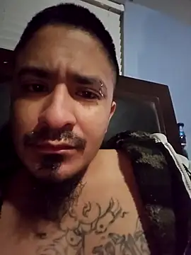 Snapshot of Burrrucecold00 chatting on 02-13-25, 10:23 Burrrucecold00 online show from 02-13-25, 10:23