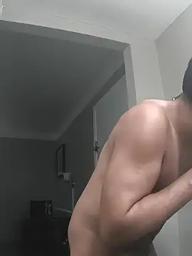 Snapshot of Burrrucecold00 chatting on 10-30-25, 01:15 Burrrucecold00 online show from 10-30-25, 01:15