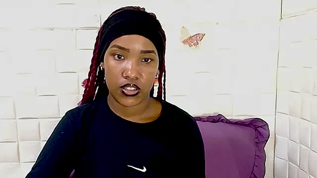 EroticSexyPrada online show from 03-21-26, 05:50