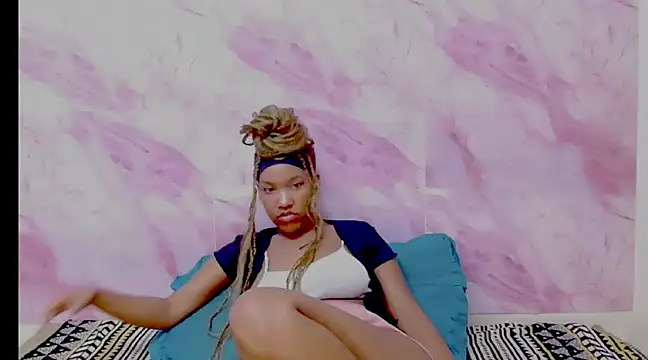 EroticSexyPrada online show from 02-23-25, 01:13