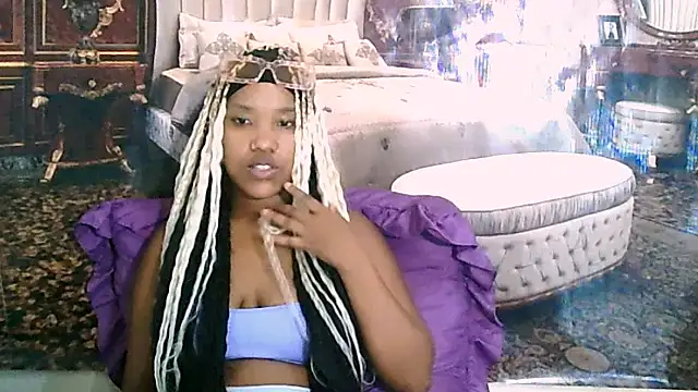 EroticSexyPrada online show from 02-06-26, 07:26