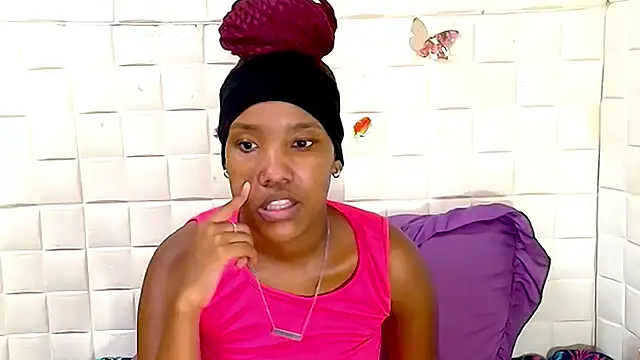 EroticSexyPrada online show from 03-27-26, 05:47