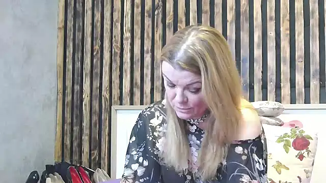 Snapshot of Kisi_Lovi chatting on 02-20-26, 11:56 Kisi Lovi online show from 02-20-26, 11:56