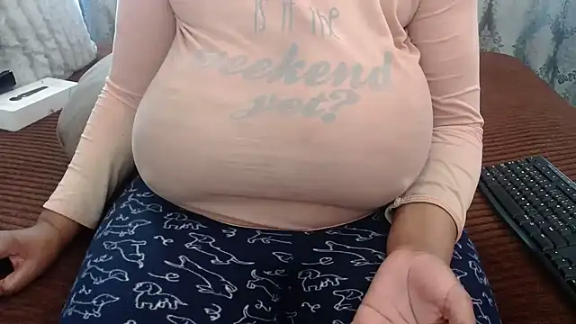BUBBLYBUNNYxx online show from 05-13-26, 05:36