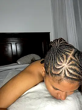 madell online show from 09-19-25, 02:59