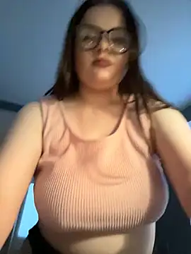 Snapshot of Ledi_Britmi chatting on 02-02-25, 02:02 Ledi Britmi online show from 02-02-25, 02:02