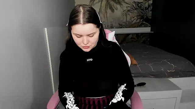 Snapshot of Ledi_Britmi chatting on 03-18-25, 12:50 Ledi Britmi online show from 03-18-25, 12:50