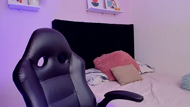 Paulina Lopezz online show from 03-23-26, 07:58