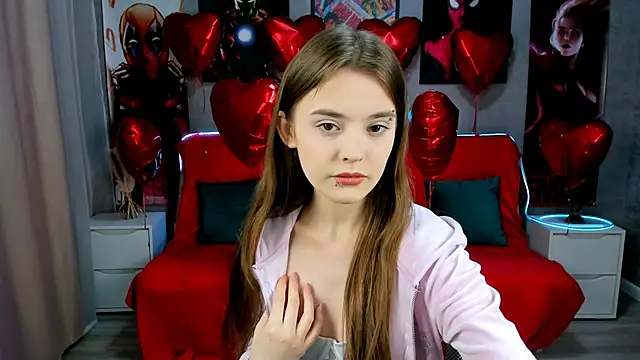 Snapshot of RayWillliams chatting on 02-20-25, 08:47 RayWillliams online show from 02-20-25, 08:47