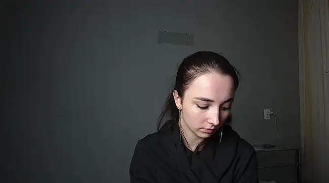 Snapshot of Eva_Gloryy chatting on 02-21-25, 07:10 Eva Gloryy online show from 02-21-25, 07:10