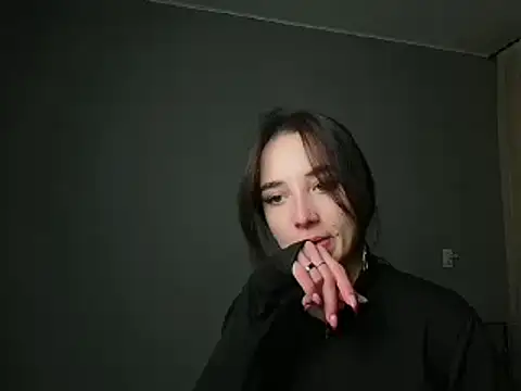 Snapshot of Eva_Gloryy chatting on 02-26-25, 05:53 Eva Gloryy online show from 02-26-25, 05:53