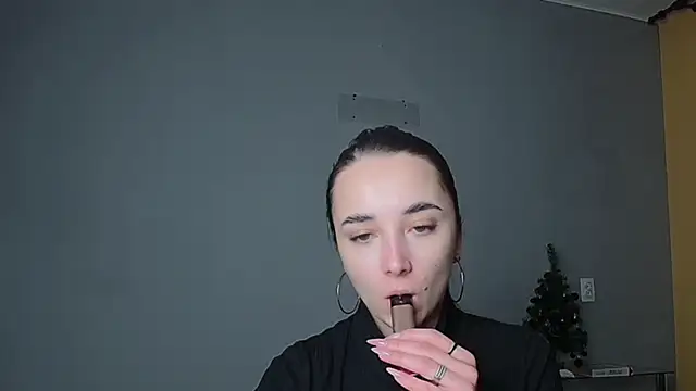 Eva Gloryy online show from 01-13-26, 04:00