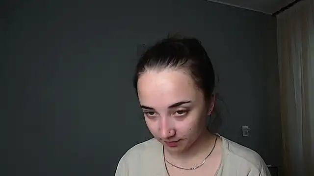 Eva Gloryy online show from 05-13-26, 10:44