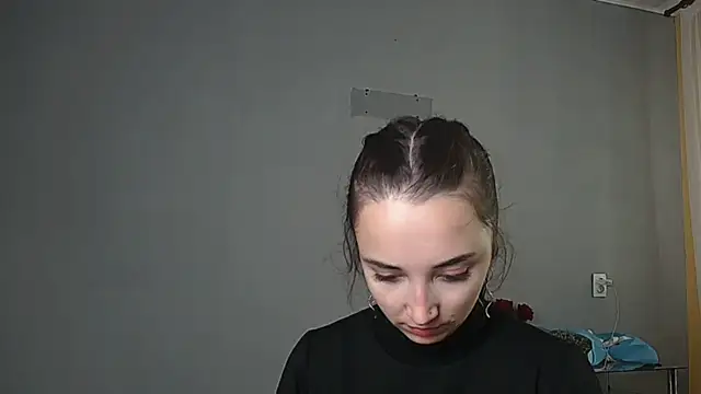 Snapshot of Eva_Gloryy chatting on 10-12-25, 10:05 Eva Gloryy online show from 10-12-25, 10:05