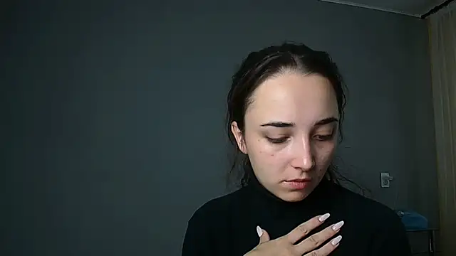 Snapshot of Eva_Gloryy chatting on 09-24-25, 09:49 Eva Gloryy online show from 09-24-25, 09:49