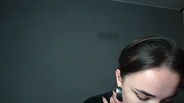 Eva Gloryy online show from 04-29-26, 05:30