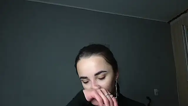 Eva Gloryy online show from 05-31-26, 07:03