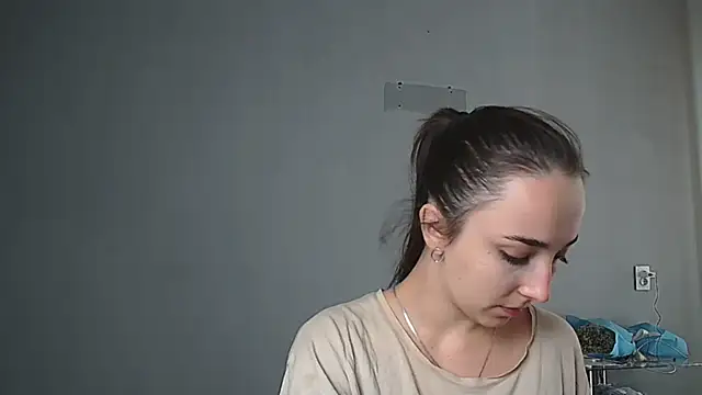Snapshot of Eva_Gloryy chatting on 09-14-25, 11:32 Eva Gloryy online show from 09-14-25, 11:32