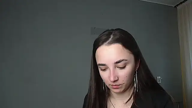 Eva Gloryy online show from 05-04-26, 04:10