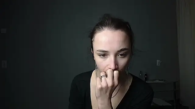 Snapshot of Eva_Gloryy chatting on 03-09-25, 04:11 Eva Gloryy online show from 03-09-25, 04:11