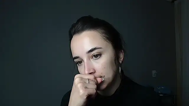 Eva Gloryy online show from 11-26-25, 01:22