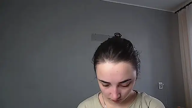 Eva Gloryy online show from 03-10-26, 09:02