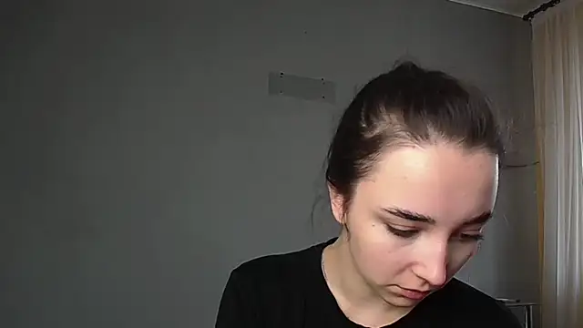 Eva Gloryy online show from 04-08-26, 09:33