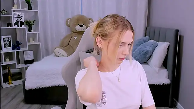 JinxTonks online show from 05-19-26, 04:03