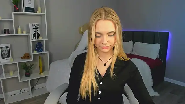 Snapshot of JinxTonks chatting on 02-13-26, 07:30 JinxTonks online show from 02-13-26, 07:30