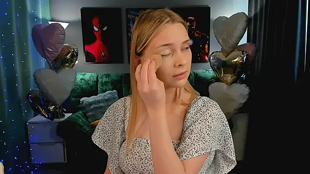 Snapshot of JinxTonks chatting on 02-26-26, 06:24 JinxTonks online show from 02-26-26, 06:24