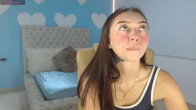 Rossie Belucci online show from 02-12-25, 01:37