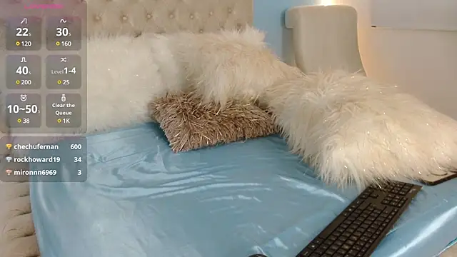 Rossie Belucci online show from 03-06-25, 05:00