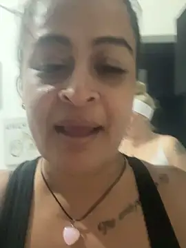 Lili  taylor online show from 12-17-25, 11:21