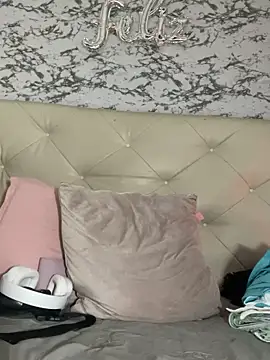 Lili  taylor online show from 03-13-26, 12:37