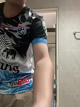 Snapshot of chanentino2 chatting on 03-17-25, 03:03 chanentino2 online show from 03-17-25, 03:03