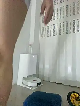 Snapshot of chanentino2 chatting on 02-11-25, 07:27 chanentino2 online show from 02-11-25, 07:27