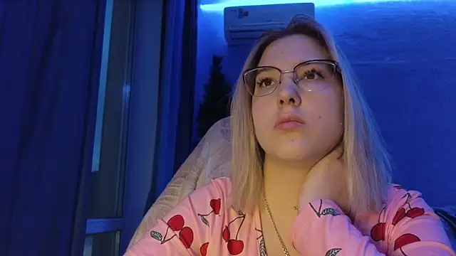 HotBrandyX online show from 01-08-26, 10:43