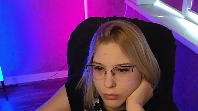 HotBrandyX online show from 03-03-25, 07:57