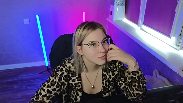 HotBrandyX online show from 03-09-25, 03:43