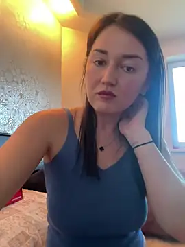 sweetflowers69 online show from 07-18-26, 04:15