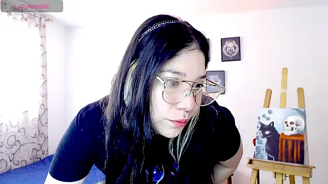 sharonnleon online show from 11-25-25, 03:12