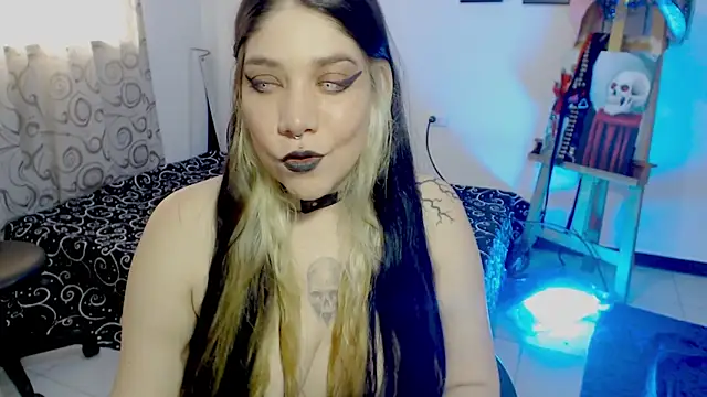 sharonnleon online show from 10-31-25, 09:22