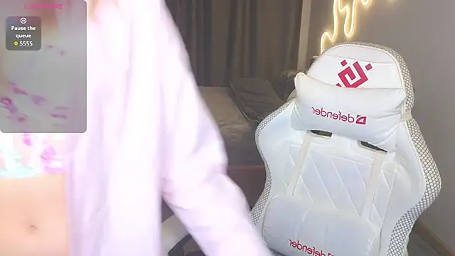 MargaretSweet1 online show from 04-14-26, 12:48